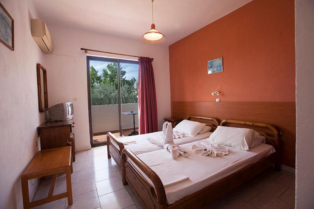 Apostolis Hotel Apartments Pefki  ภายนอก รูปภาพ